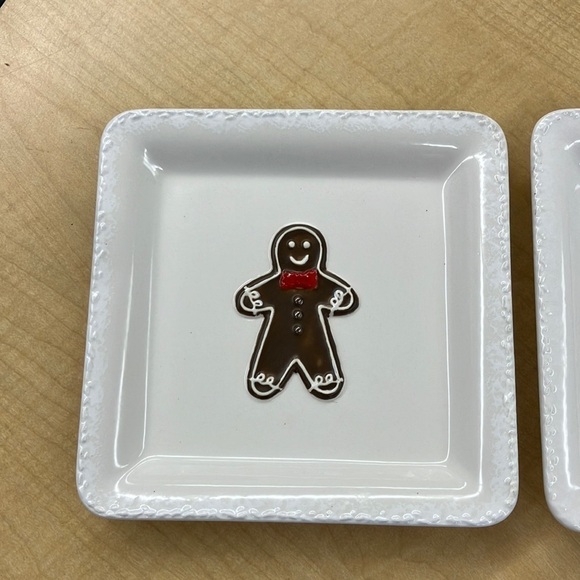 VINTAGE HALLMARK GINGERBREAD MAN AND CANDY CANE COOKIE PLATES - Picture 2 of 16